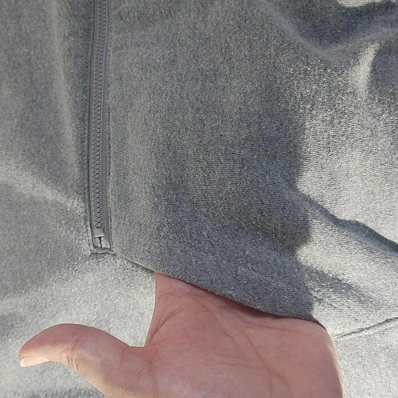 Reebok Hoodie - Picture 8 of 8